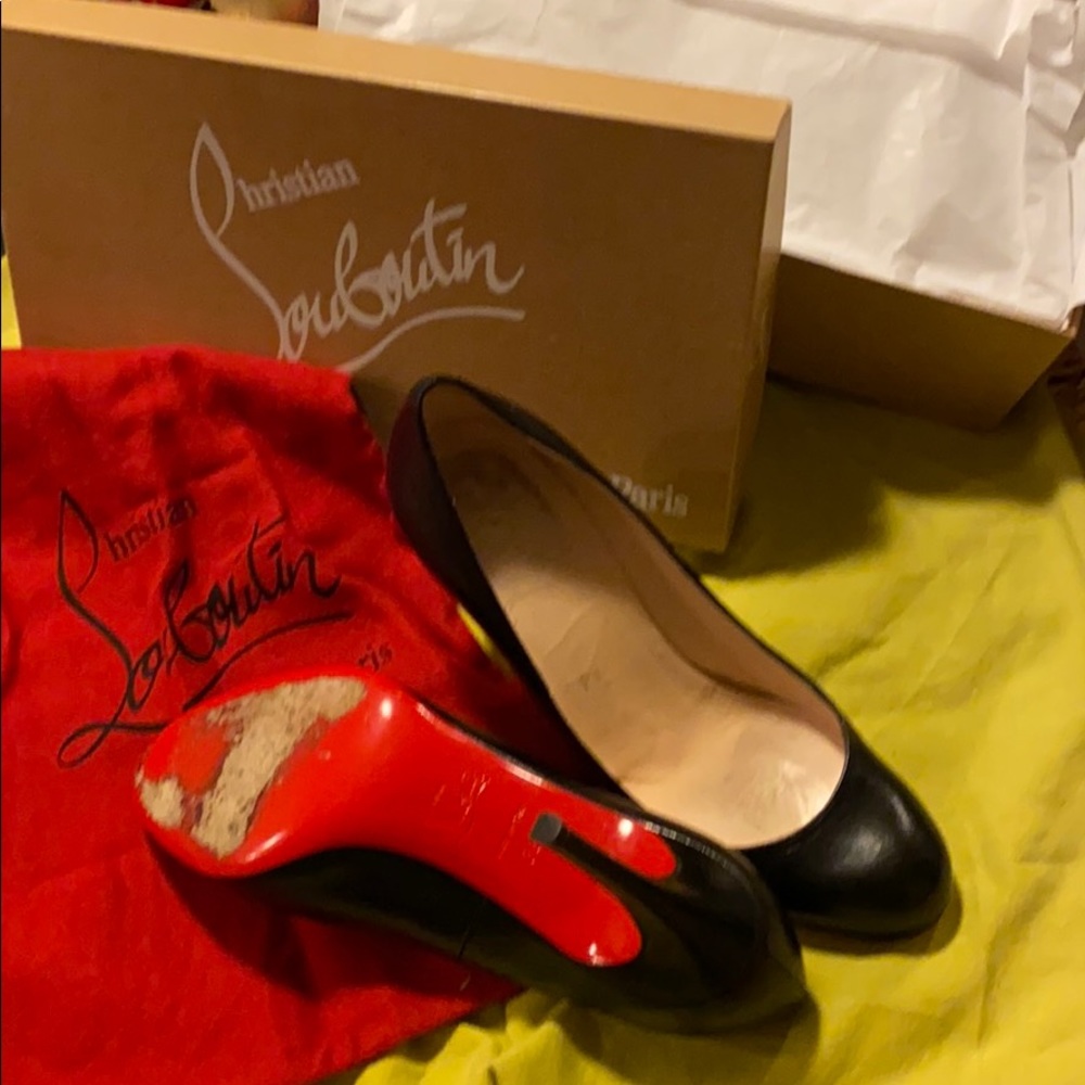 Christian Louboutin Black kid leather pumps 36.5